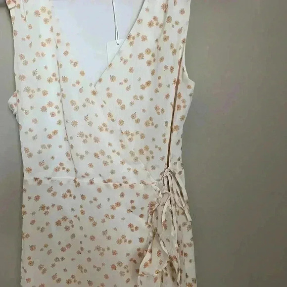 LUSH Printed Sleeveless Wrap Mini Dress Size Small - Picture 4 of 11